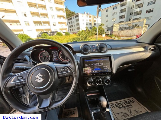 Suzuki swift çift renk 2019 trafik çıkışlı 